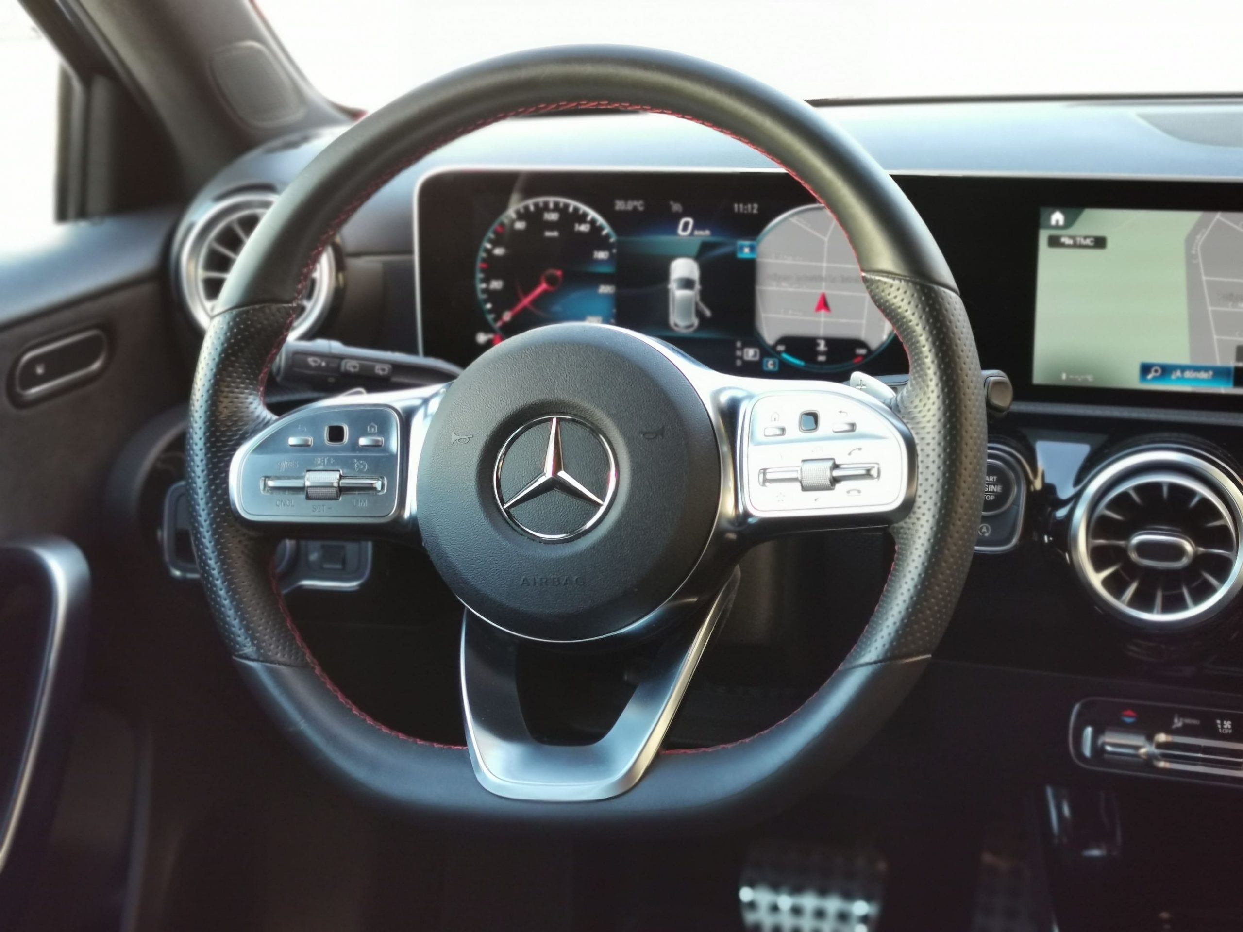 MERCEDES A180d AMG LINE DCT 116cv - Imagen 16