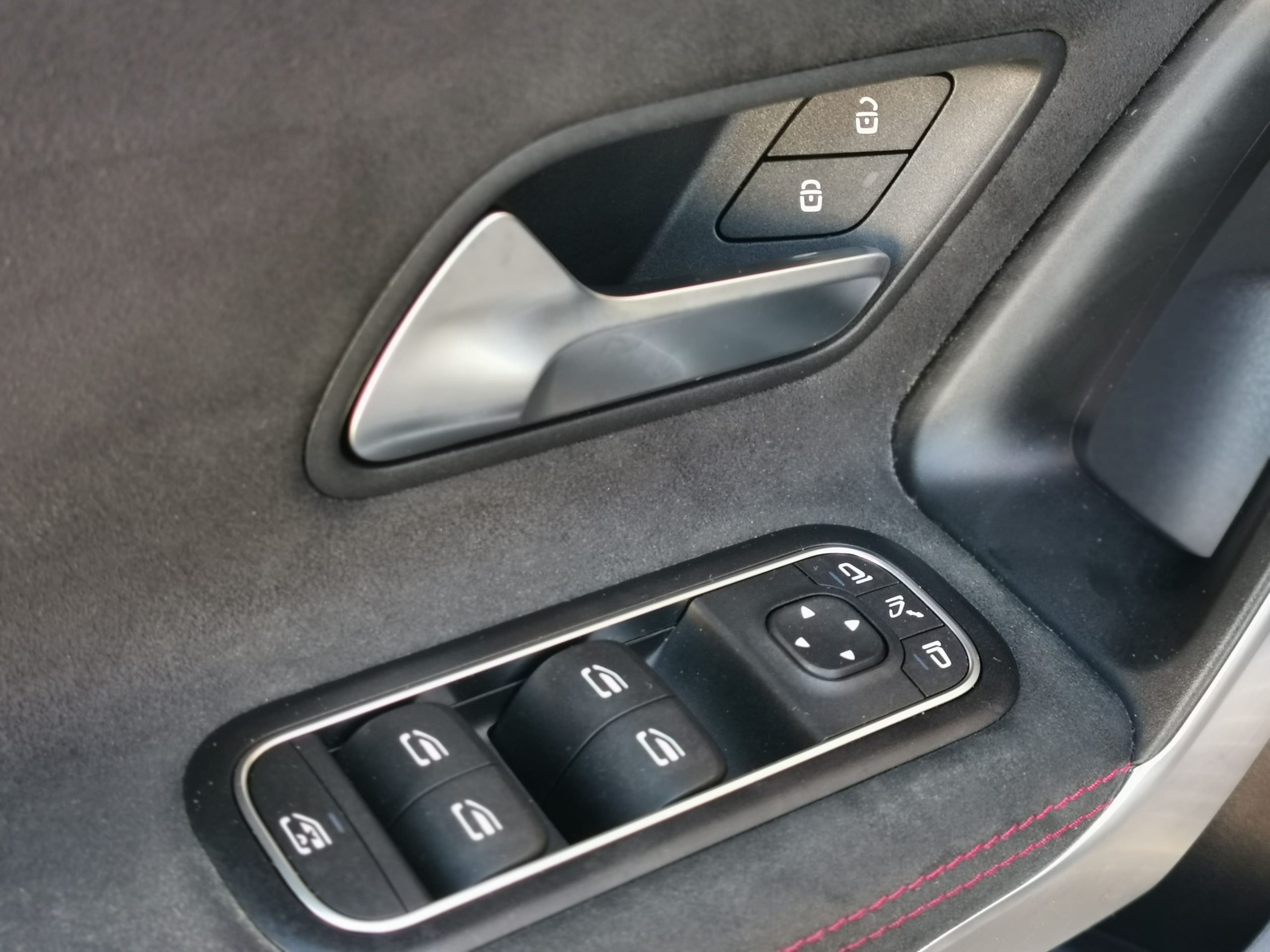 MERCEDES A180d AMG LINE DCT 116cv - Imagen 20
