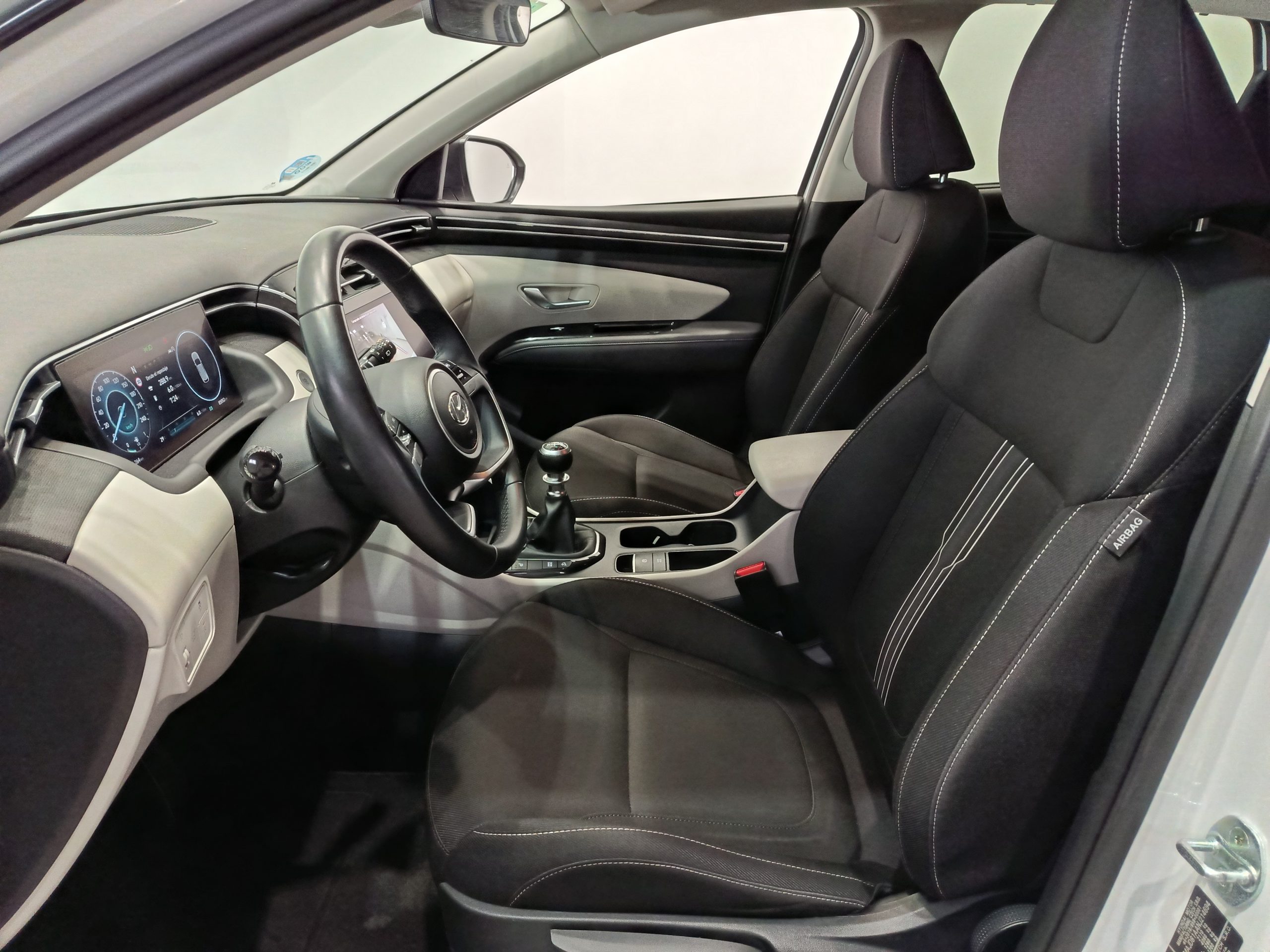 HYUNDAI TUCSON 1.6 CRDI 136CV mHEV TECNO - Imagen 7