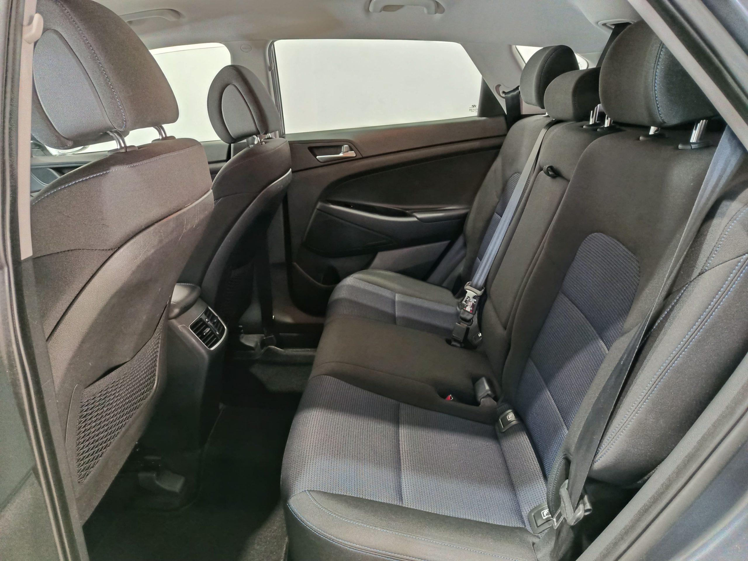 HYUNDAI TUCSON 1.6GDI 131cv KLASS - Imagen 9