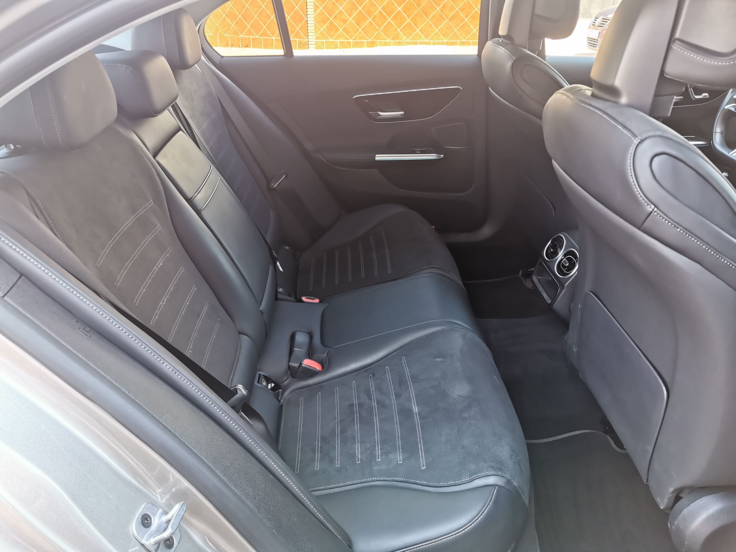 MERCEDES C 220d AMG LINE 200cv - Imagen 11