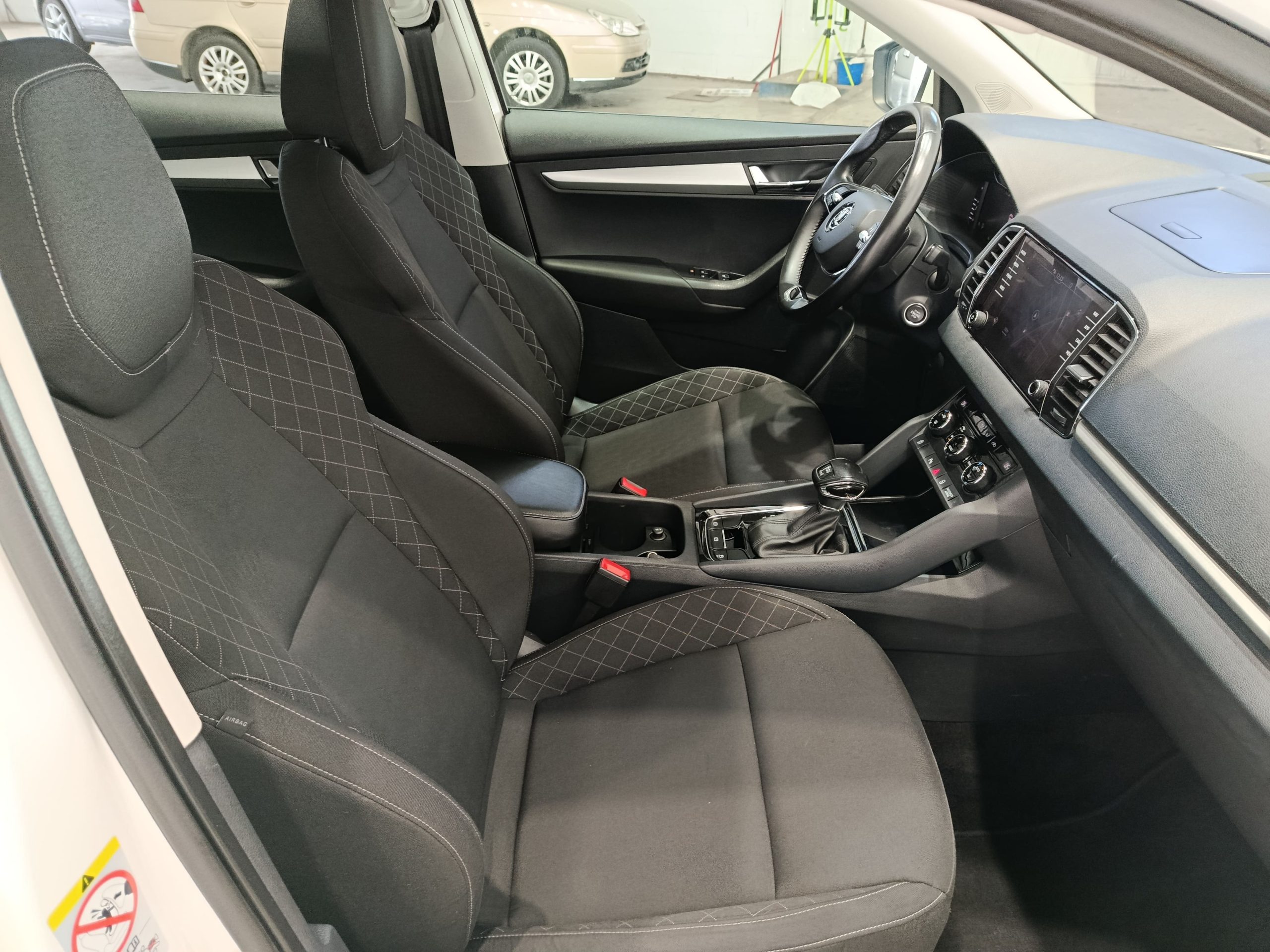SKODA KAROQ 2.0TDI DSG 4X4 AMBITION 150CV - Imagen 12