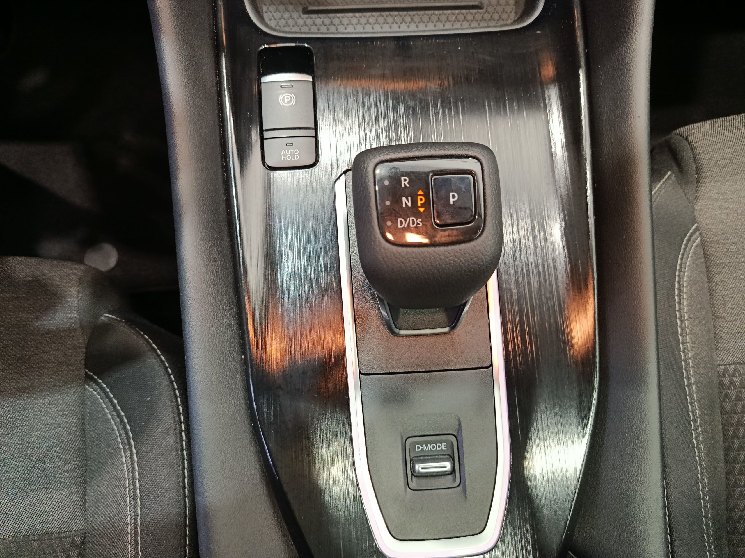 NISSAN QASHQAI 158cv XTRONIC PREMIERE EDITION - Imagen 19