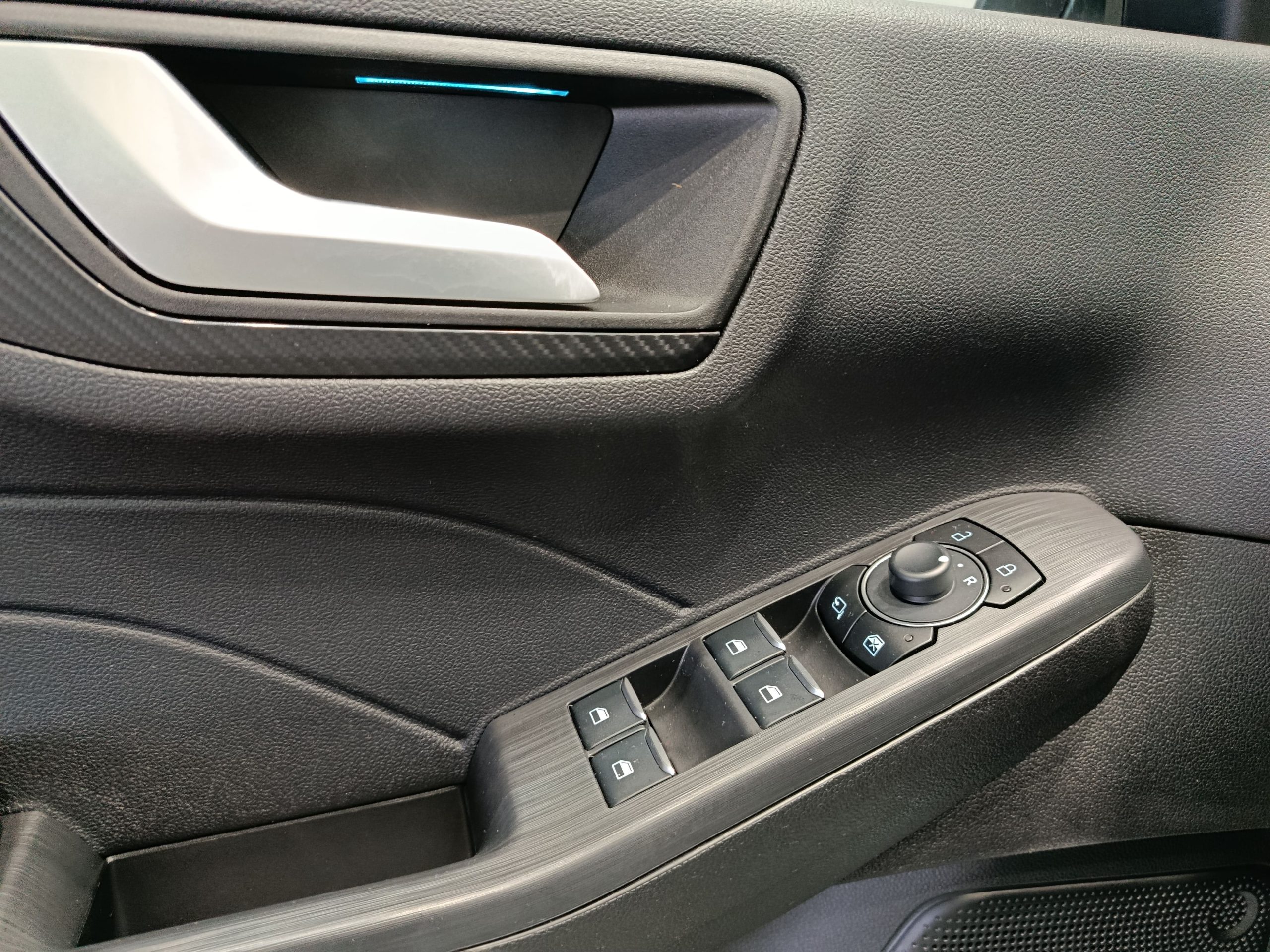 FORD KUGA ST-LINE 1.5T ECOBOOST 150cv - Imagen 20