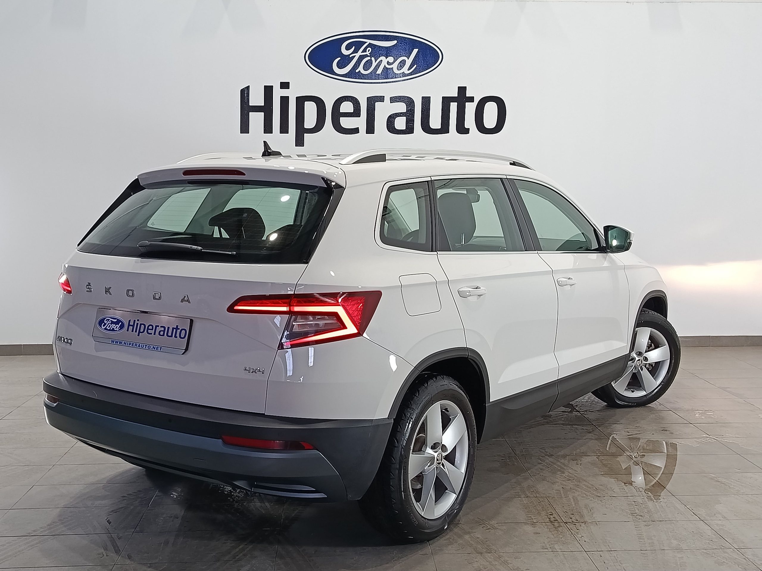 SKODA KAROQ 2.0TDI DSG 4X4 AMBITION 150CV - Imagen 4