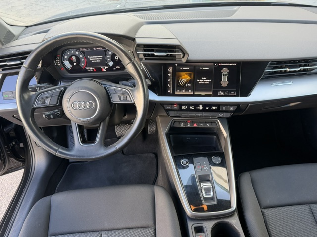 AUDI A3 SPORTBACK 30TFSi STRONIC - Imagen 8