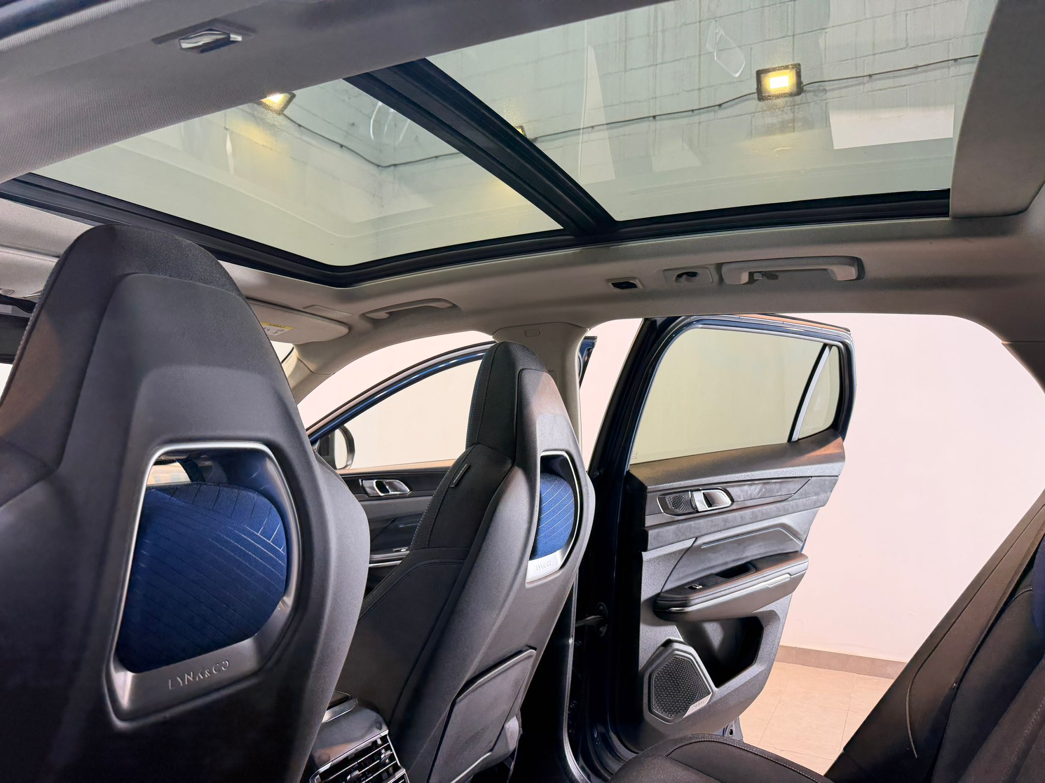 LYNK&CO 01 1.5PHEV AUTO 261CV - Imagen 9