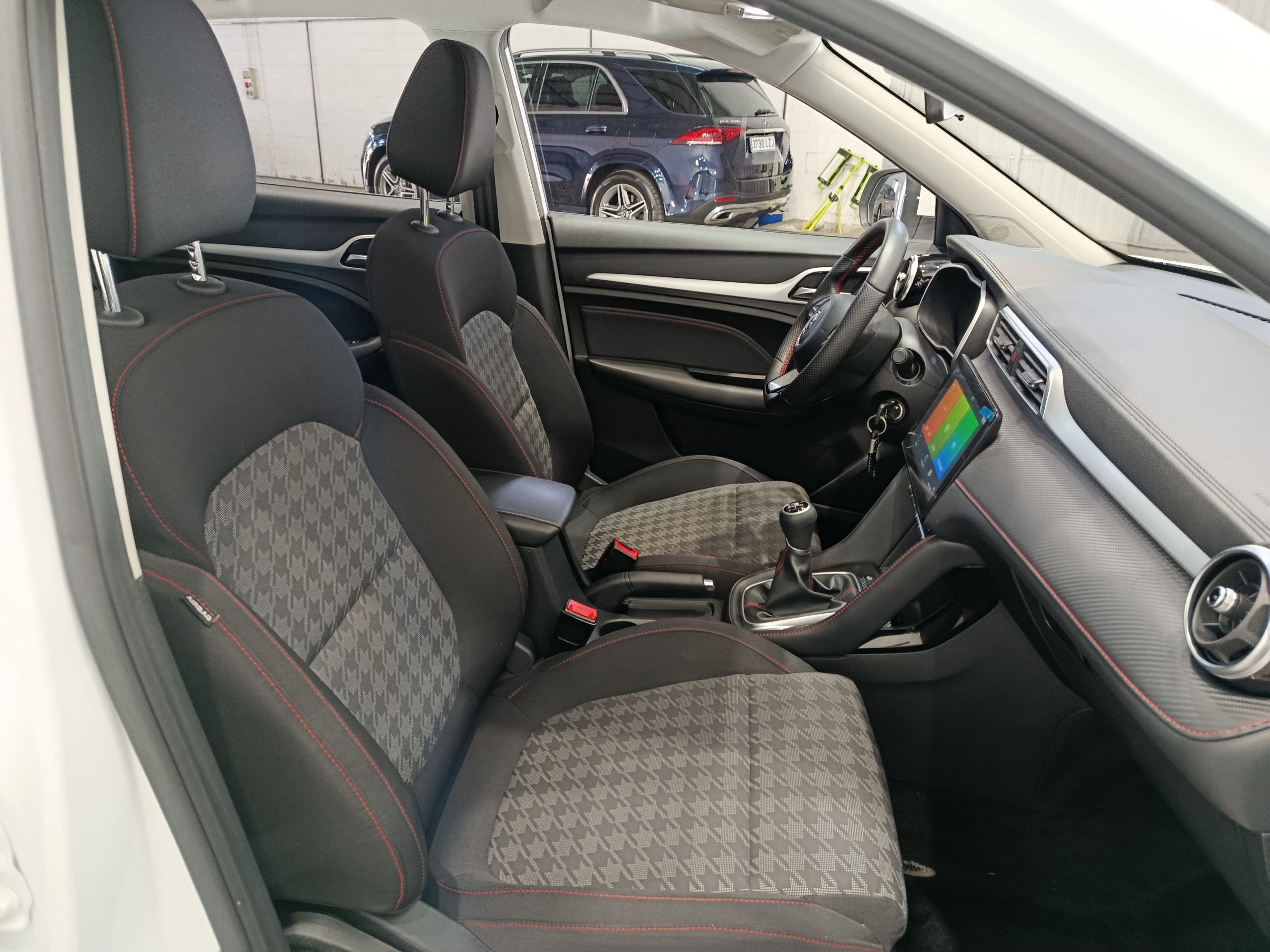 MG ZS 1.5 CONFORT 106CV - Imagen 12
