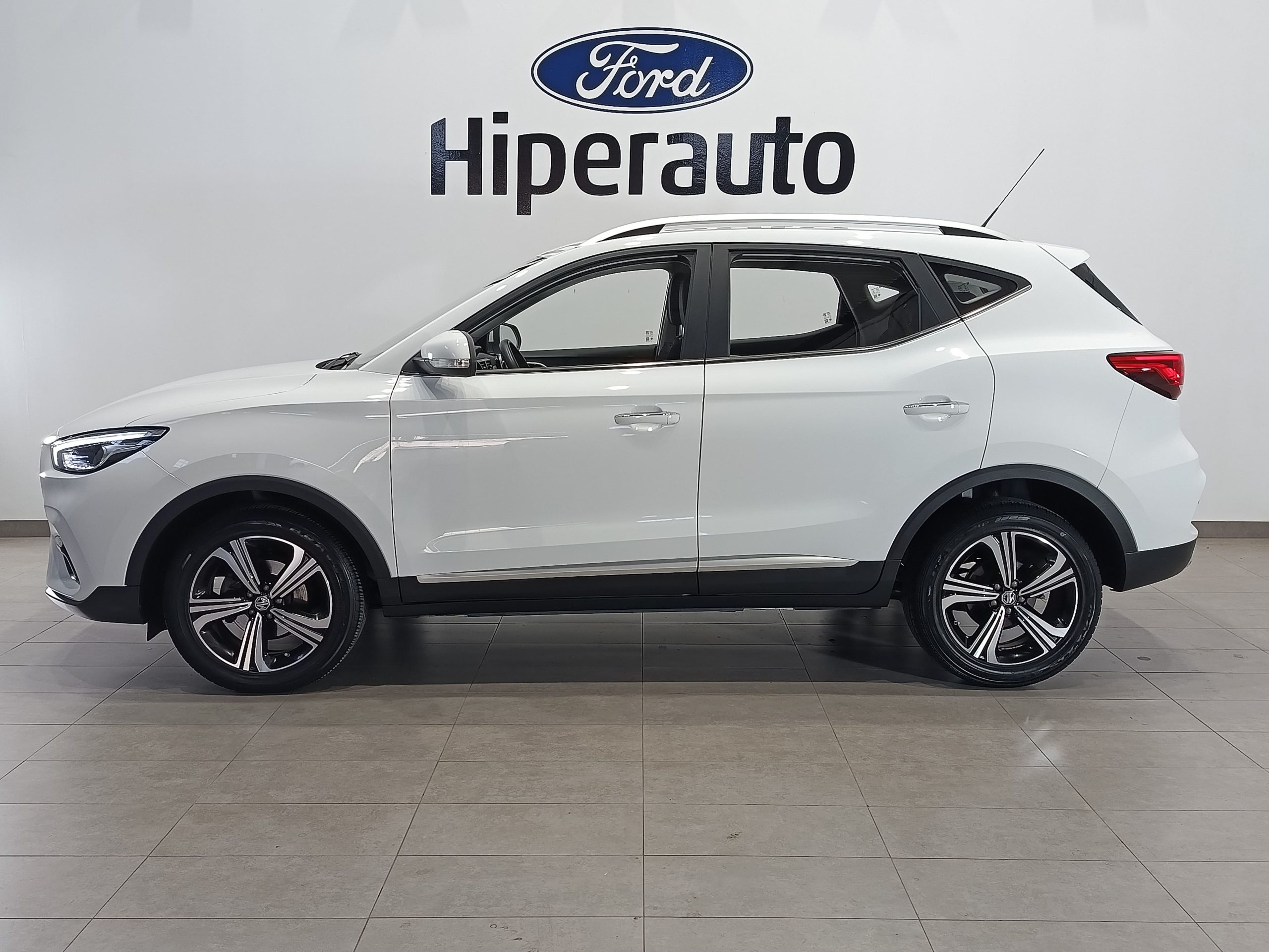 MG ZS 1.5 CONFORT 106CV - Imagen 18