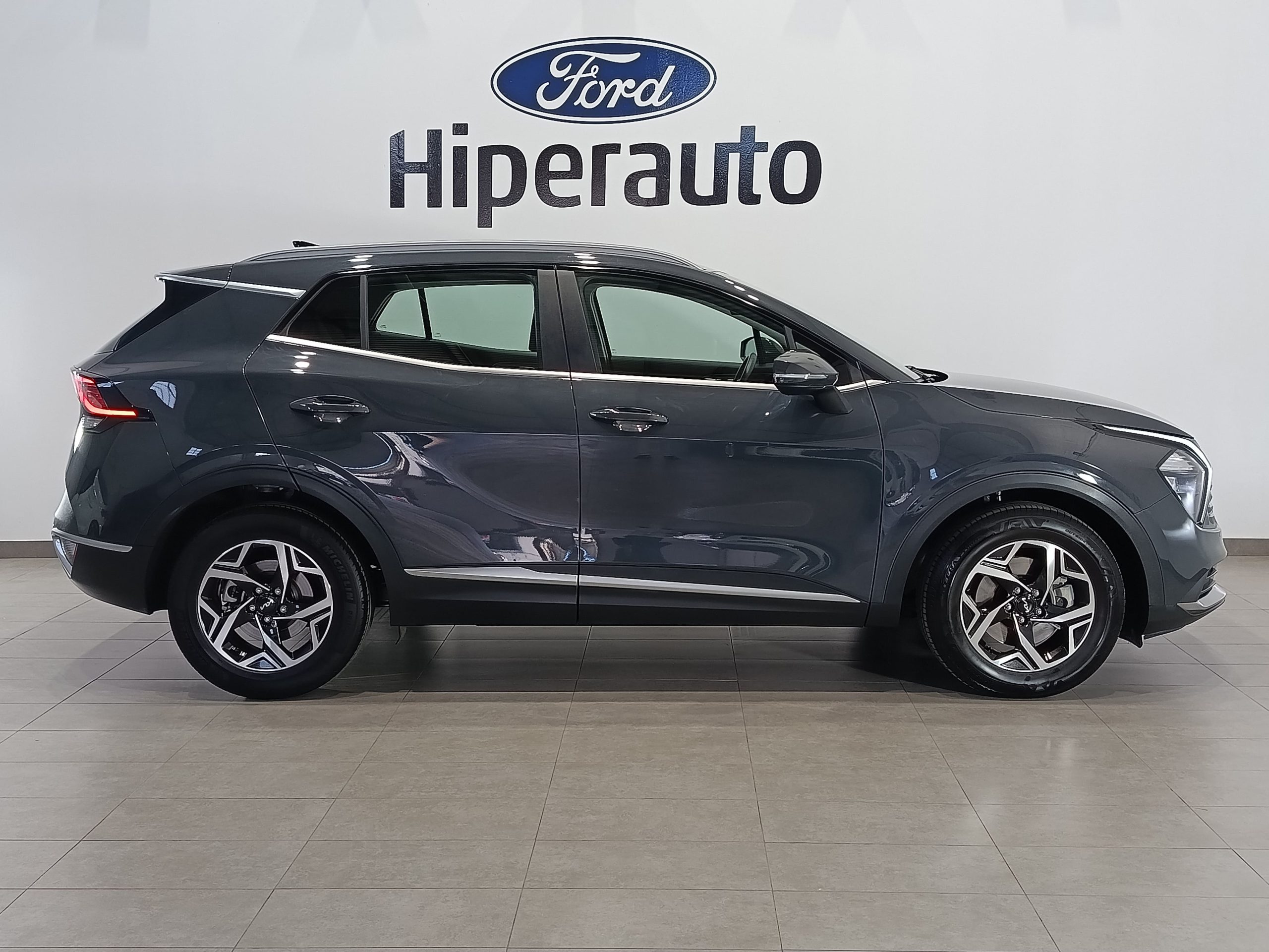 KIA SPORTAGE 1.6T MHEV BUSINESS DCT 160CV - Imagen 20