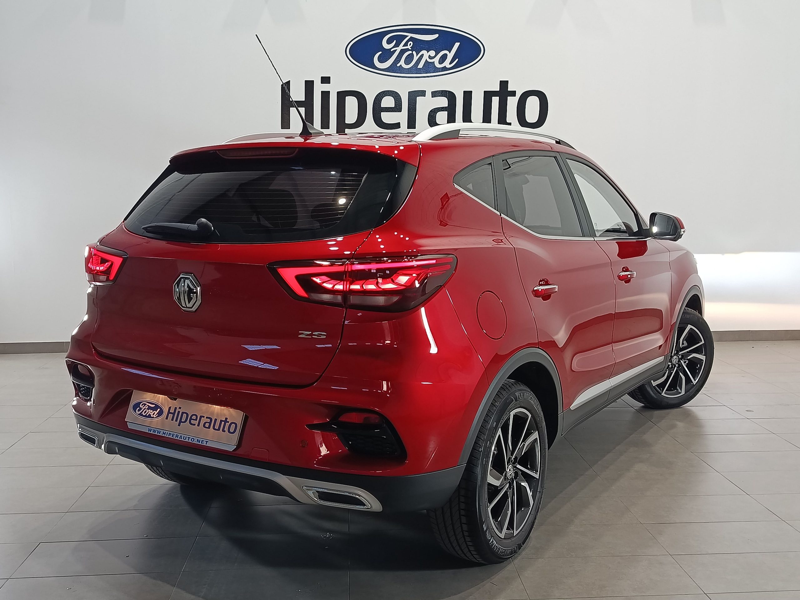 MG ZS 1.0T 112CV LUXURY - Imagen 5