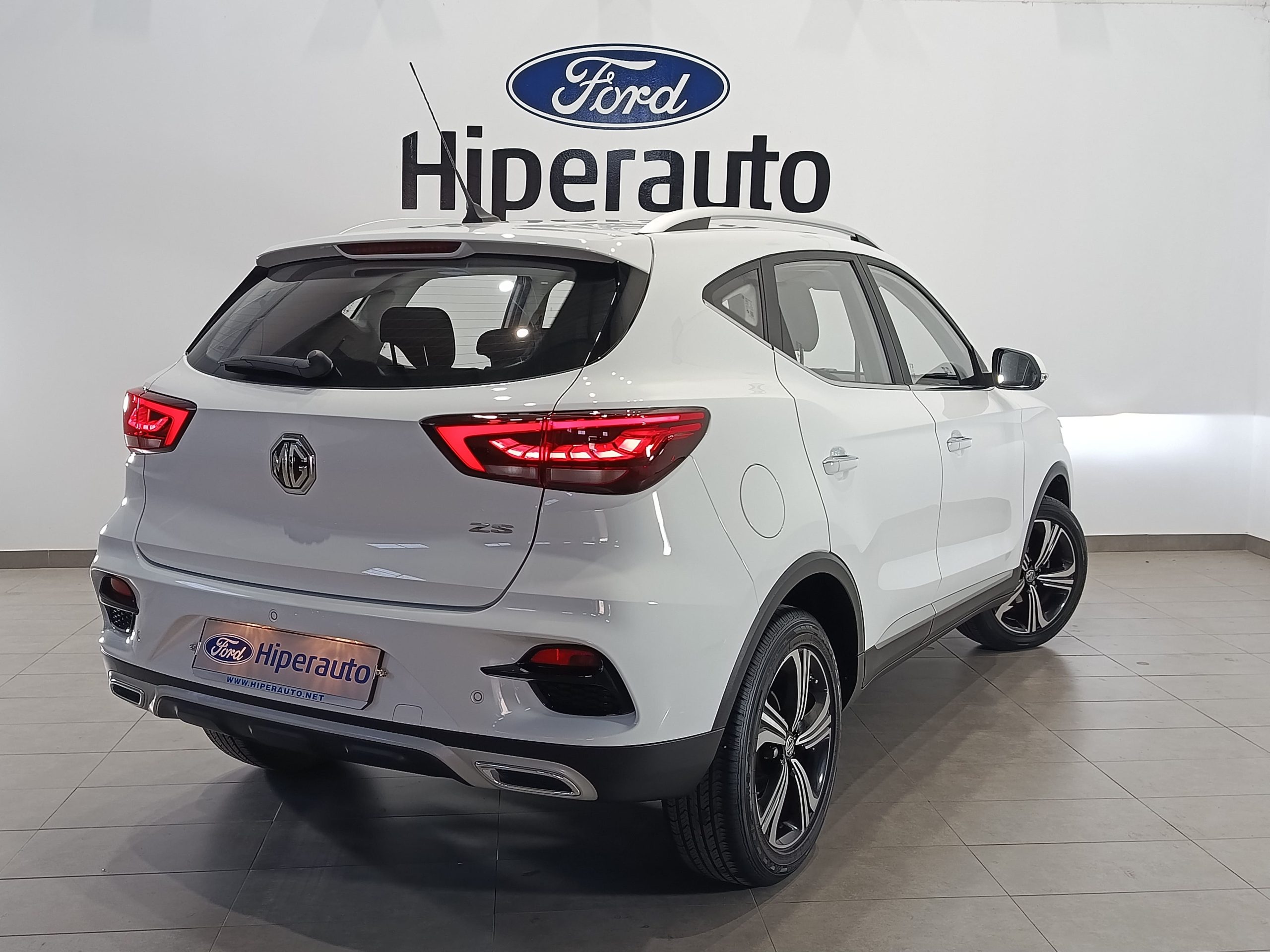 MG ZS 1.5 CONFORT 106CV - Imagen 4