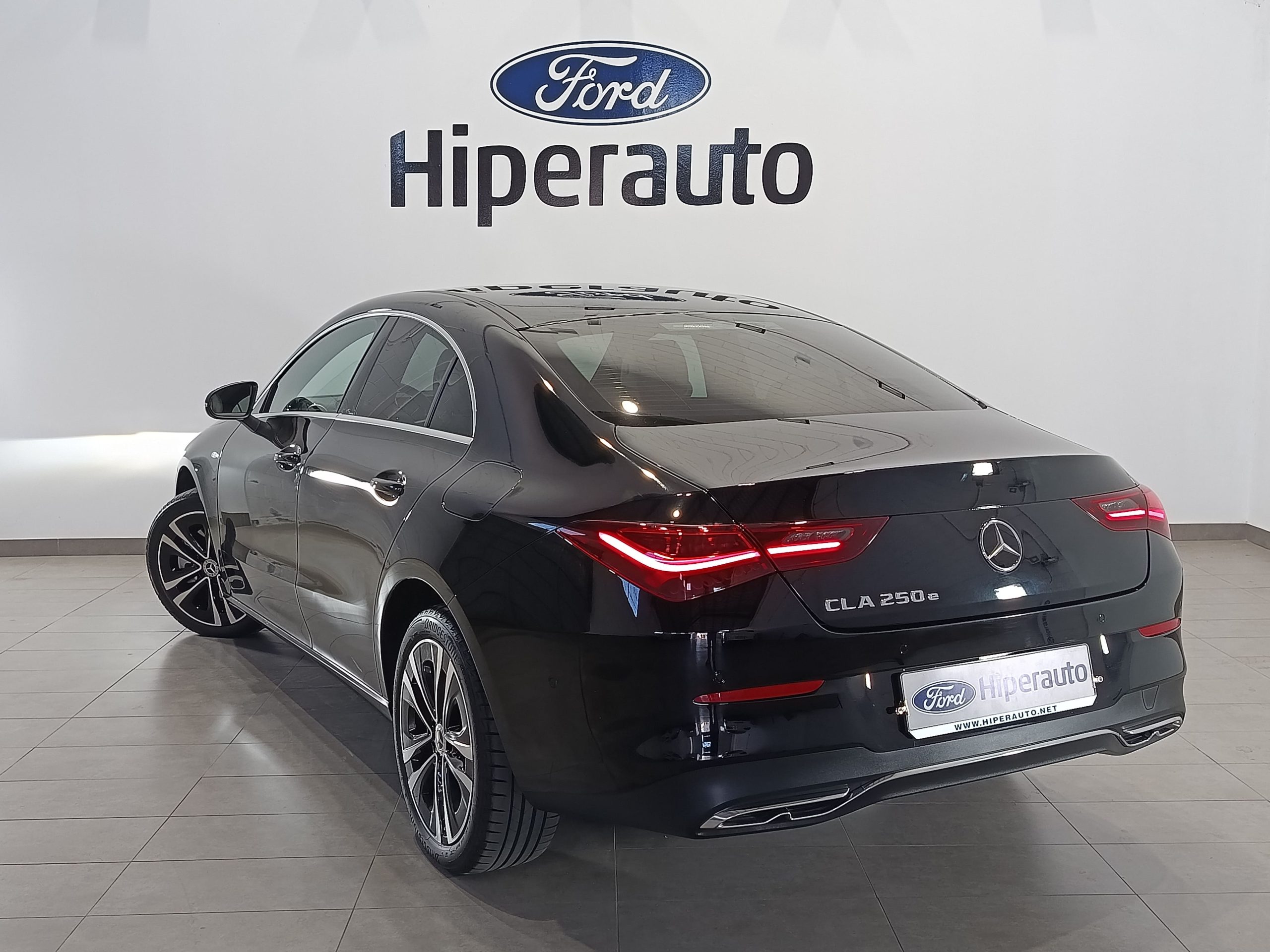 MERCEDES CLA250e 218cv AUTO - Imagen 7
