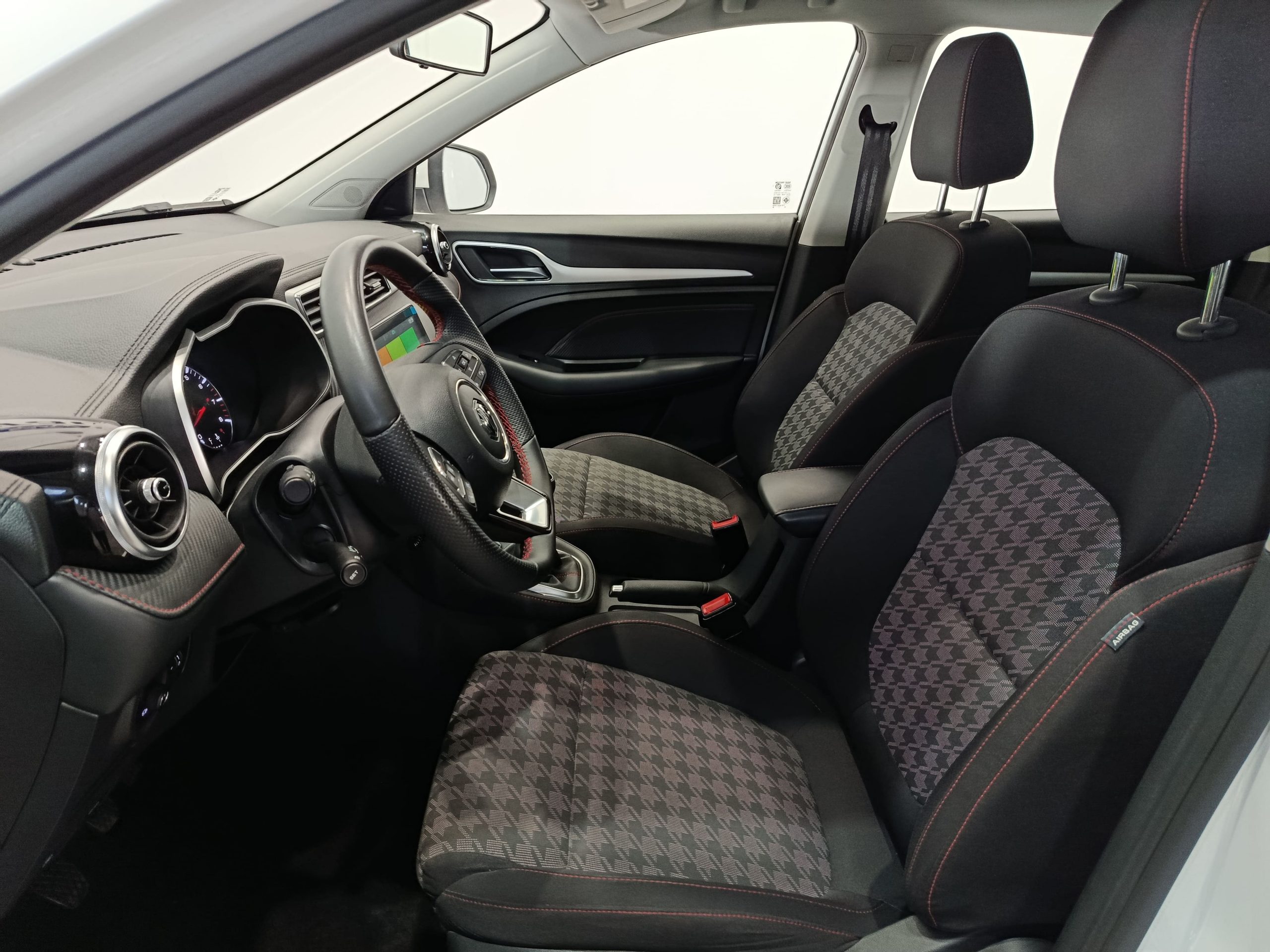 MG ZS 1.5 CONFORT 106CV - Imagen 7