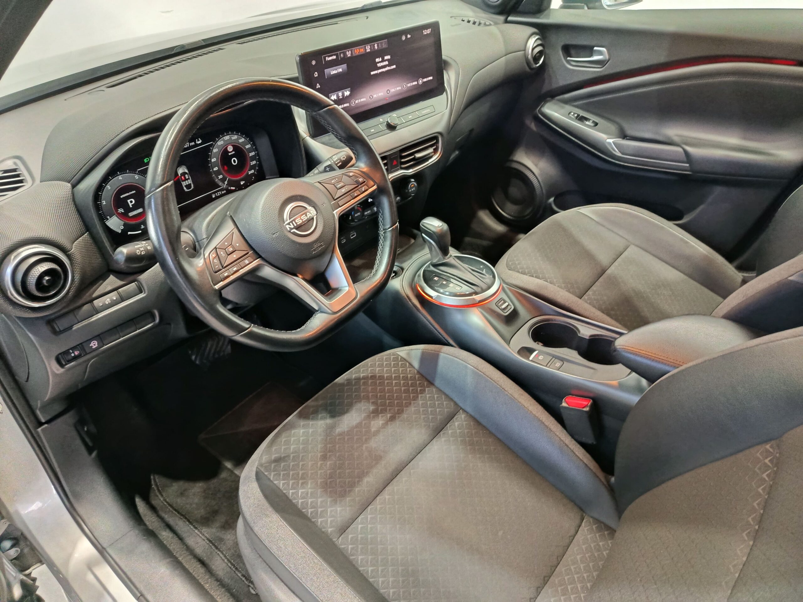 NISSAN JUKE N-CONNECTA DCT 114cv - Imagen 8
